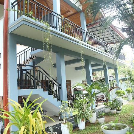 Rose Fort Homestay 贾夫纳 外观 照片
